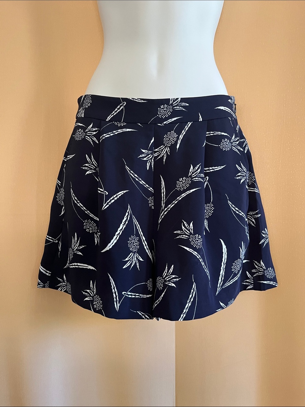 Ann Taylor Navy and White Floral Circle Skirt